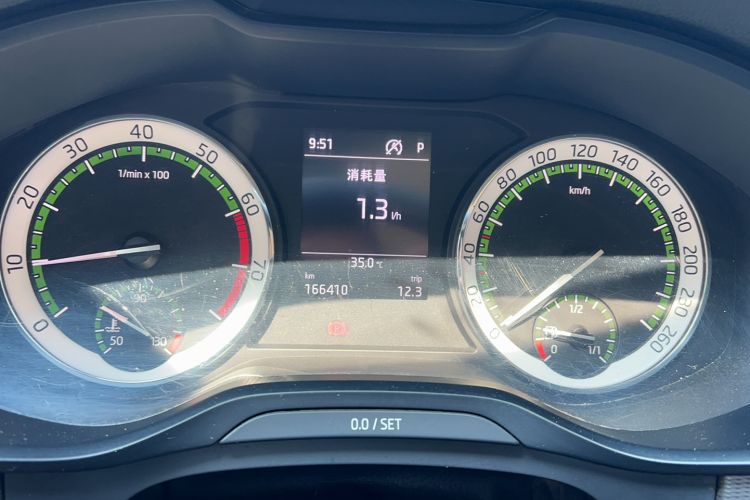 Used Skoda Kodiaq 2018 Facelifted TSI330 5-Seater Two-Wheel-Drive Comfort Edition
