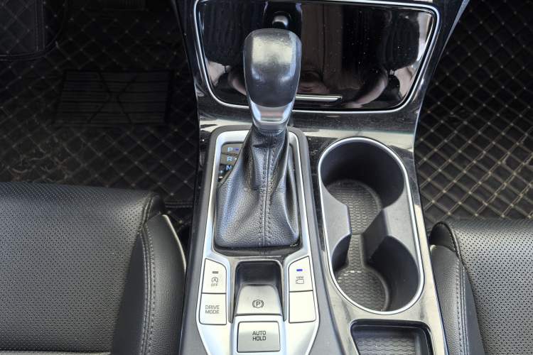 Used Hyundai Tucson 2019 280TGDi Dual-Clutch Two-Wheel Drive Smart Connect Version China VI