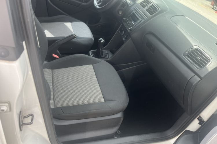 Used Volkswagen Polo 2014 1.4L Manual Fashion Edition