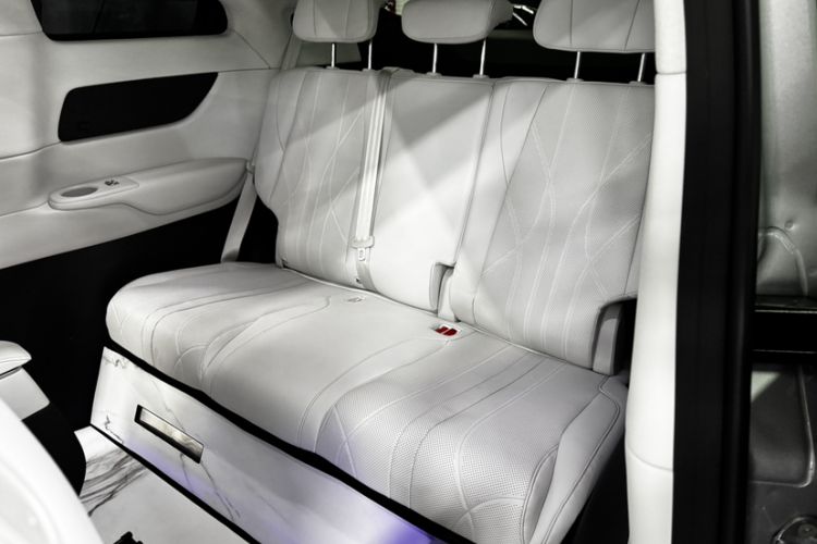 Used XPeng X9 2024 702 Ultra-Long Range Max
