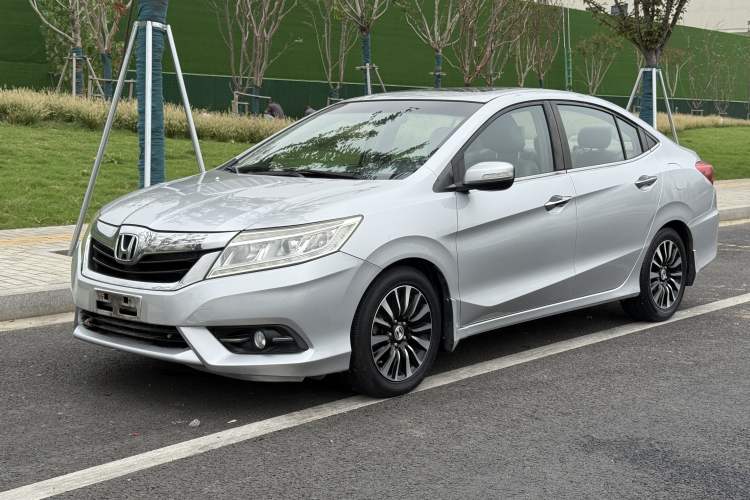 Used Honda Crider 2013 1.8L automatic luxury edition