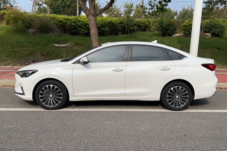 Used Changan Eado New Energy 2019 EV460 Smart Edition
