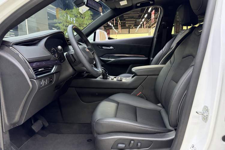 Used Cadillac XT4 2022 28T Two-Wheel Drive Fashion Edition Interior 6