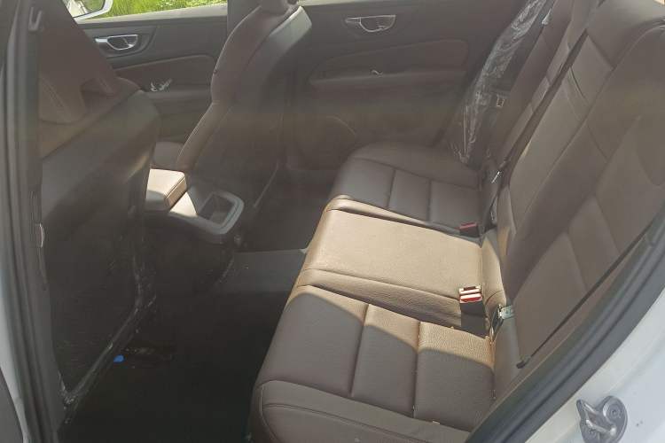 Used Volvo S60 2025 B4 Zhiyi Luxury Edition