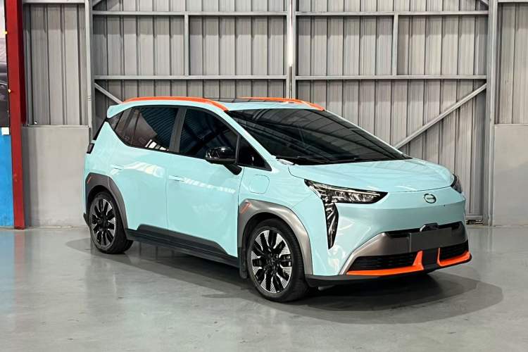 Used AION Y 2022 70 Tech Edition Lithium Iron Phosphate
