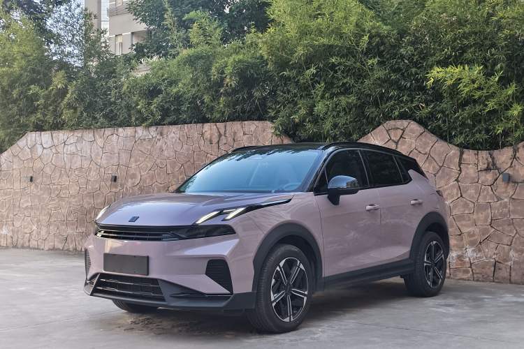 Used Lynk & Co 06 EM-P 2023 EM-P 126 Long-Range Halo