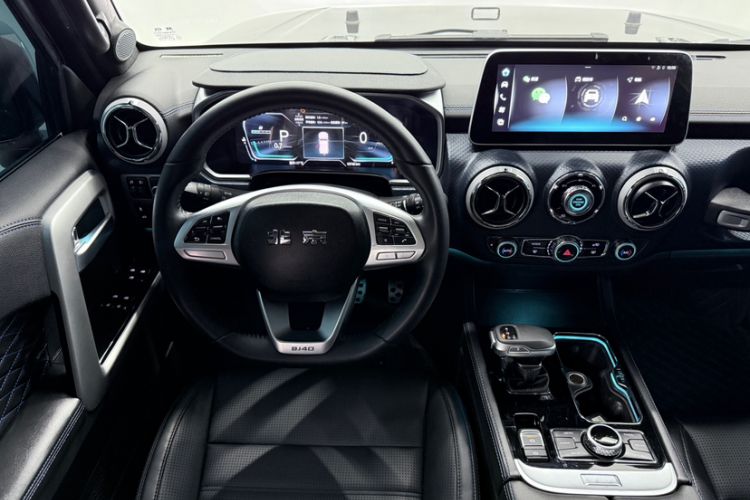 Used BAIC Off-Road BJ40 2024 2.0T Urban Hunter Honor Edition Interior 4