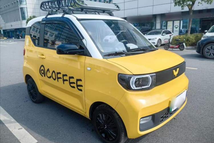 Used Wuling Hongguang MINIEV 2021 Macaron Premium Model – Lithium Iron Phosphate