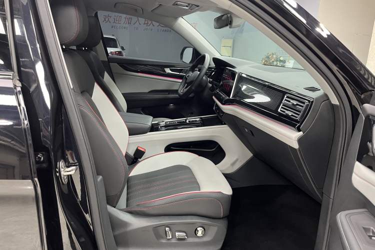 Used Volkswagen Teramont X 2023 380TSI Four-Wheel Drive Prestige Luxury Edition
