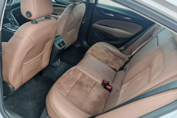 Used Buick Regal 2019 20T Luxury Model China VI Standard
