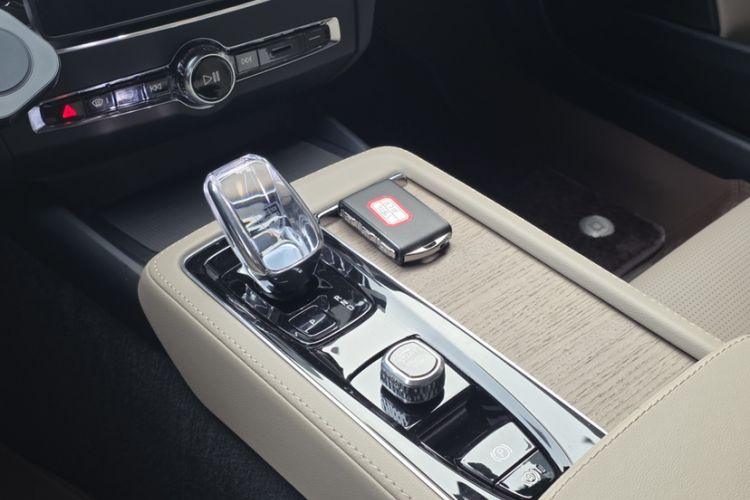 Used Volvo S90 2026 B5 Zhiya Luxury Edition