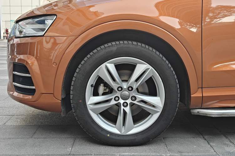 Used Audi Q3 2016 35 TFSI quattro all-wheel-drive style model Exterior 7