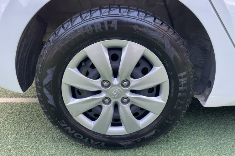 Used Hyundai Verna (older generation) 2017 1.4L Manual Refreshed Version China V Standard
