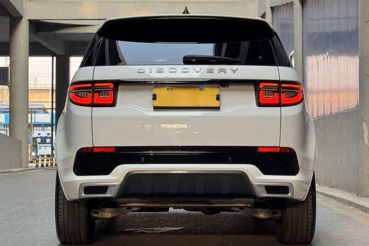 Used Land Rover Discovery Sport 2022 Revised Version 249 PS R-Dynamic S Performance Edition 5 Seats
