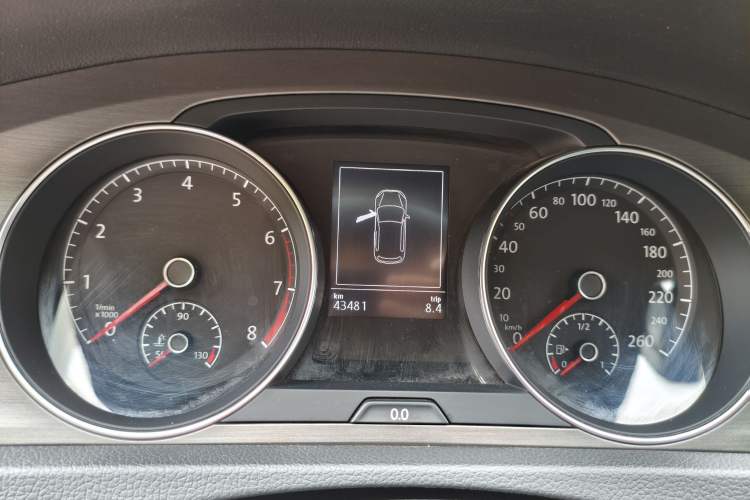 Used Volkswagen Golf 2015 1.4TSI Automatic Luxury Model