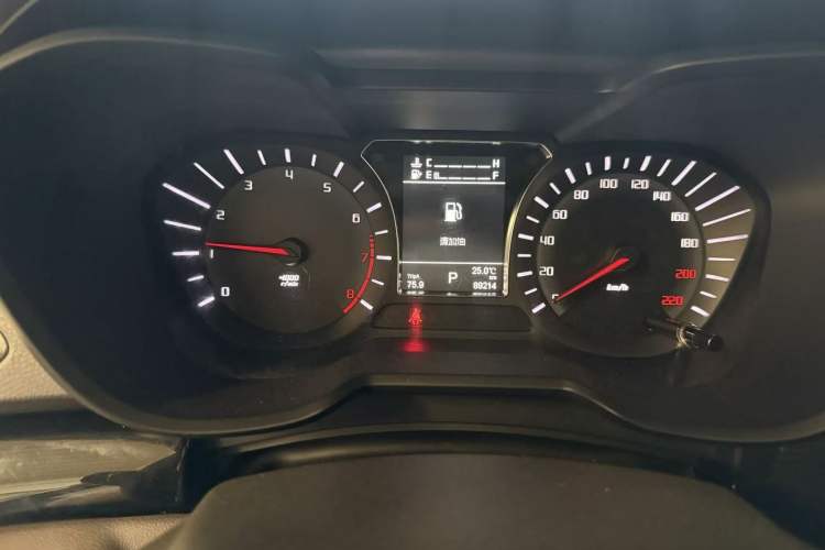 Used GAC Trumpchi GS4 2017 235T Automatic Two-Wheel Drive Luxury Smart Connectivity Version Odometer Close Up