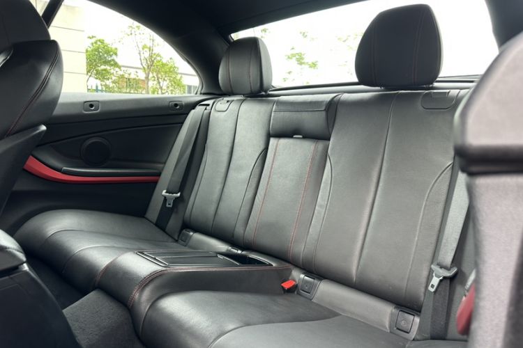 Used BMW 4 Series 2014 420i Convertible Sports Design Package
