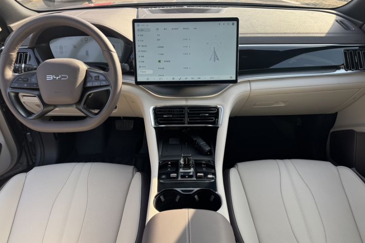 Used BYD Song PLUS New Energy 2025 EV Smart Drive Edition 605km Flagship Model
