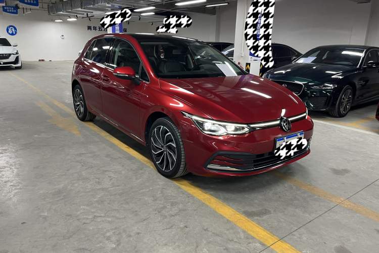 Used Volkswagen Golf 2021 200TSI DSG Pro Exterior 2