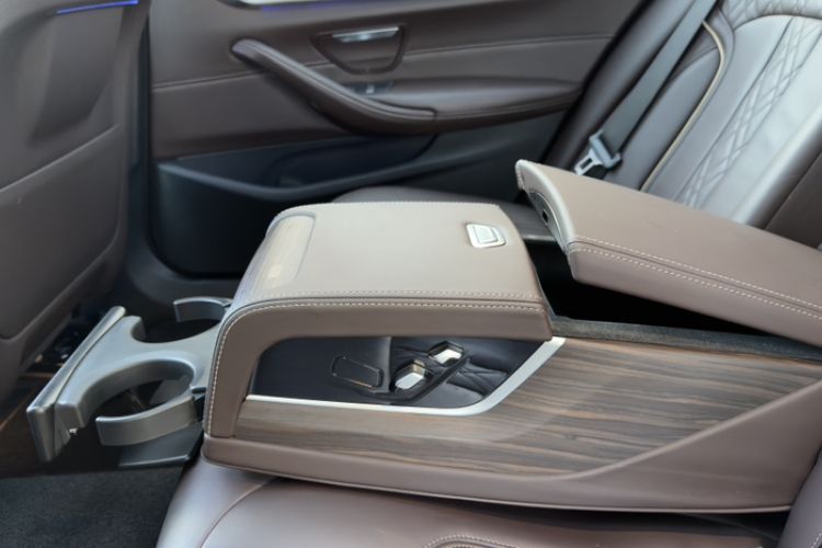 Used BMW 5 Series 2018 Revised Version 530Li Leading Edition Luxury Package