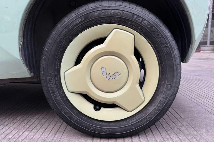 Used Wuling Hongguang MINIEV 2021 Macaron Premium Model – Lithium Iron Phosphate