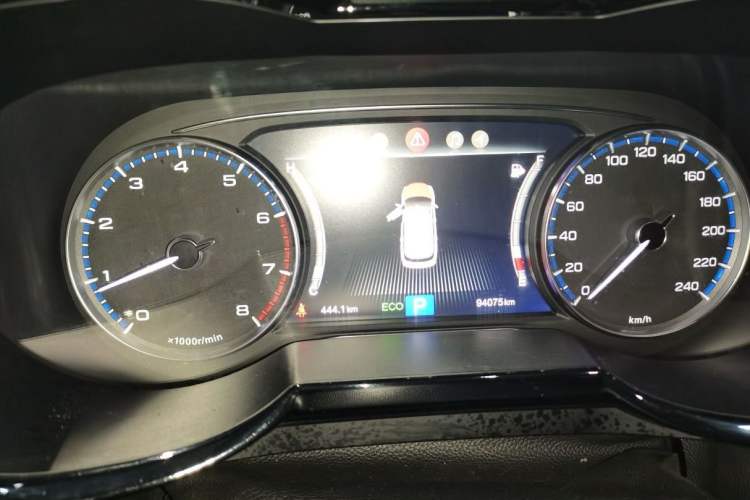 Used GAC Trumpchi GS8 2017 320T Two-Wheel Drive Luxury Smart Connectivity Version (7 Seats)