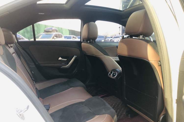 Used Mercedes-Benz A-Class 2020 Restyled A 200 L Sport Sedan Fashion Version
