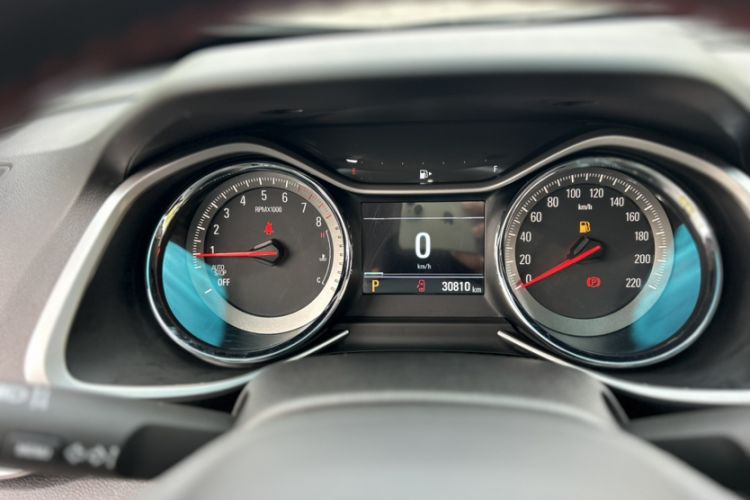 Used Chevrolet Orlando 2020 Light Hybrid Redline 530T Automatic Enjoyment Edition (5+2 Models)