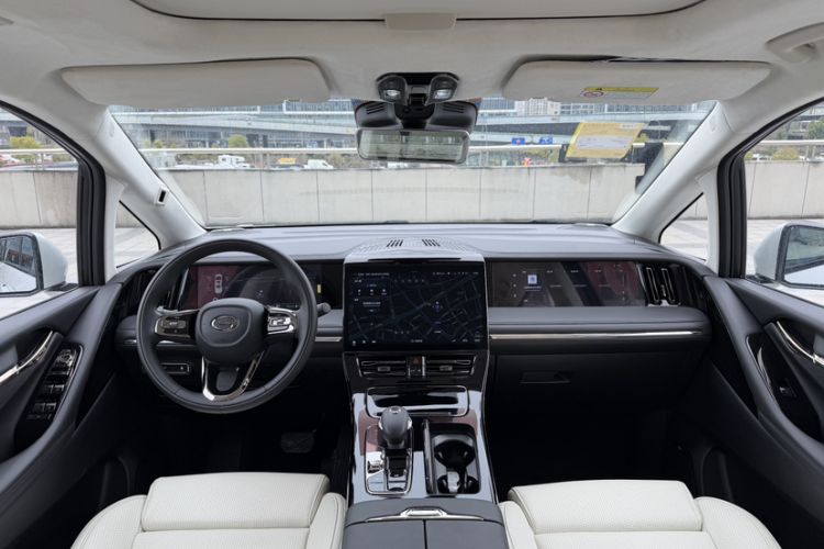 Used GAC Trumpchi E9 2025 E9 Superfast Charging – Master Series
