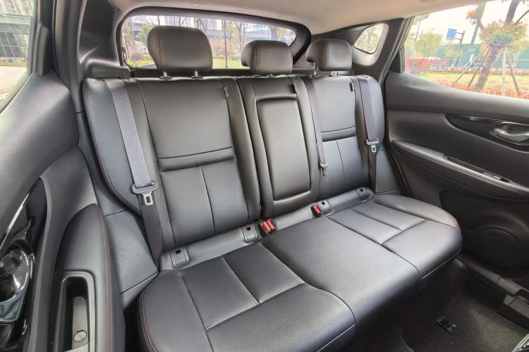 Used Nissan Qashqai 2022 2.0L CVT XV Smart Enjoyment Version Interior 4