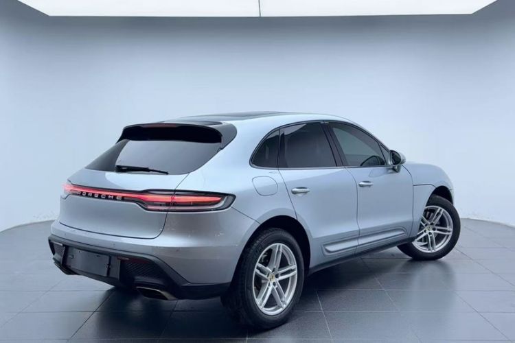 Used Porsche Macan 2022 Macan 2.0T Exterior 5