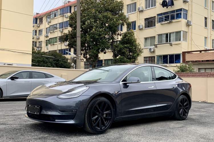 Used Tesla Model 3 2019 Long-Range All-Wheel-Drive Version