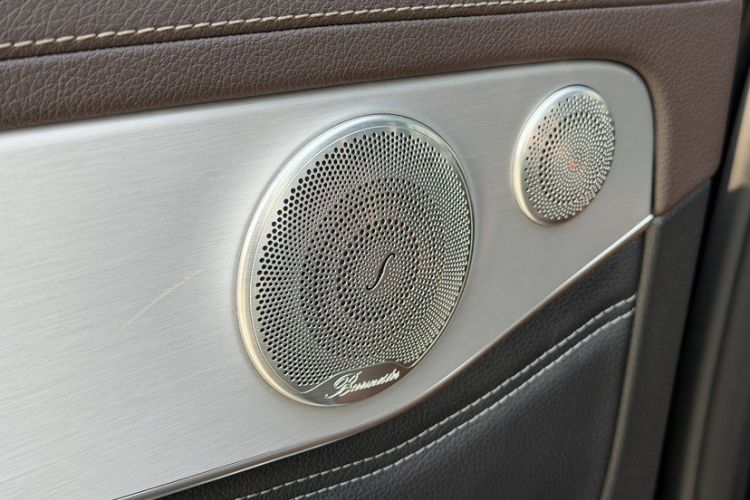 Used Mercedes-Benz GLC 2018 Facelift GLC 200 4MATIC Interior 4