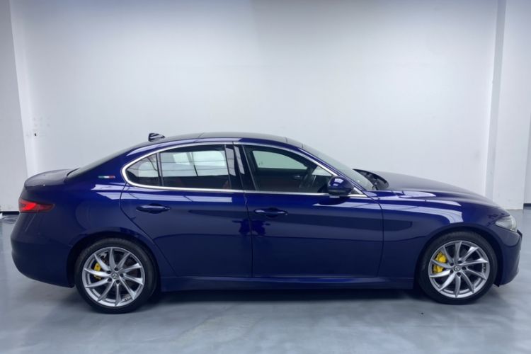 Used Alfa Romeo Giulia 2020 2.0T 280HP Luxury Edition
