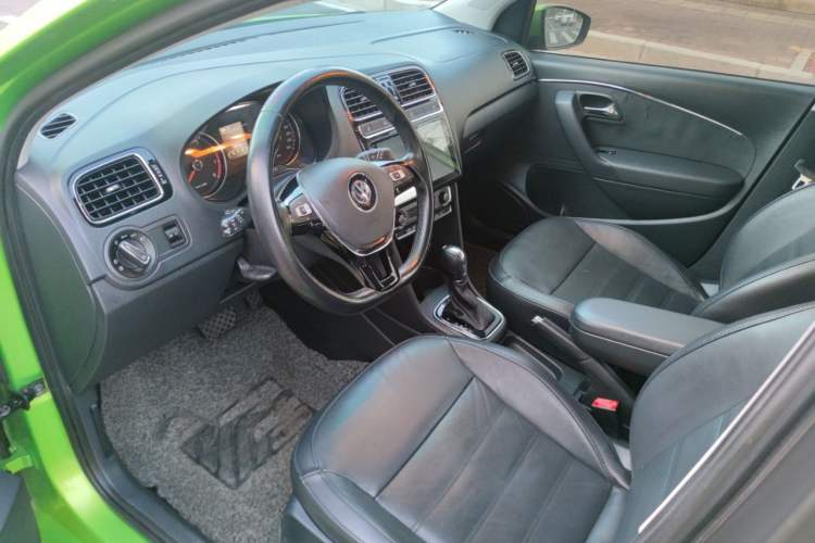 Used Volkswagen Polo 2014 1.6L Automatic Luxury Edition