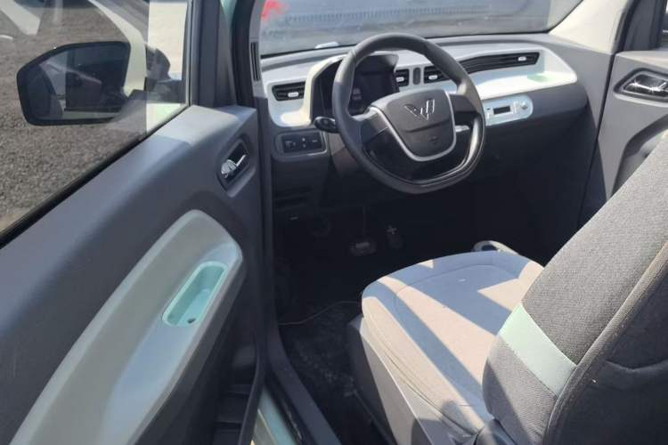 Used Wuling Hongguang MINIEV 2022 Macaron Premium Model – Lithium Iron Phosphate