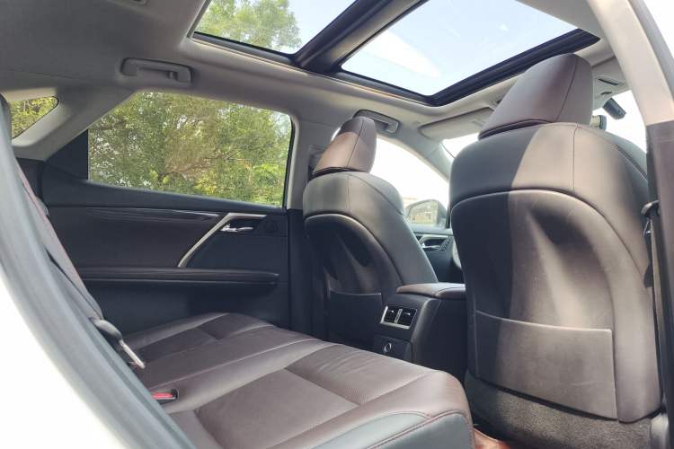 Used Lexus RX 2016 300 4x4 Elegant Edition China VI