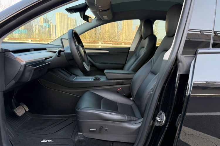 Used Tesla Model Y 2021 Standard Range Rear-Wheel Drive Version