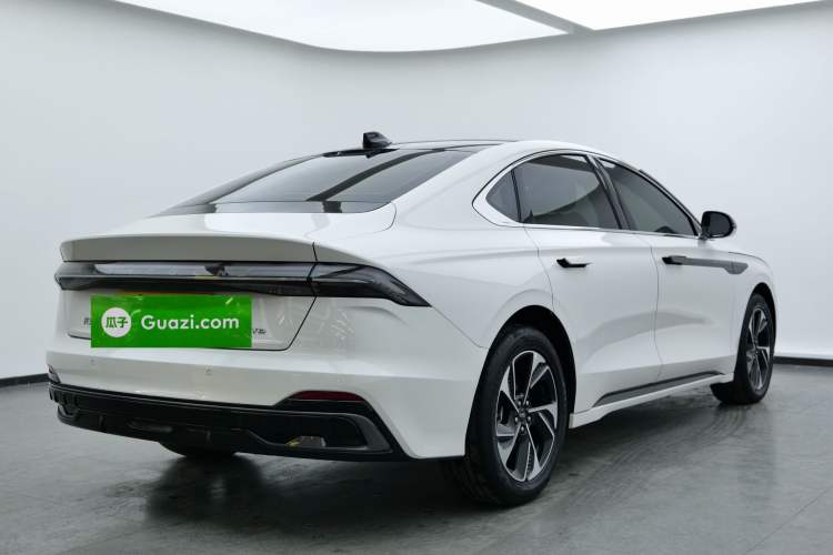 Used Lincoln Z 2022 Facelift iCool Deluxe Edition
