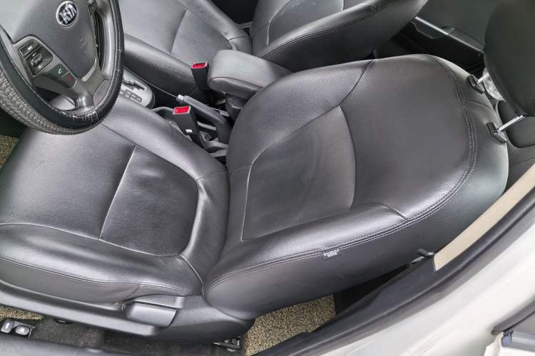 Used Kia K2 2015 Sedan 1.4L Automatic GLS