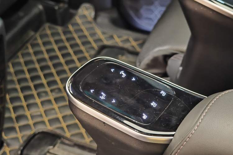 Used GAC Trumpchi M8 2024 Master Series 400T Ultimate Edition Interior 8