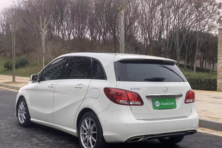 Used Mercedes-Benz B-Class 2015 B 200 Sport Edition