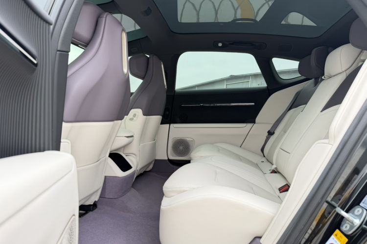 Used Avatr 12 2025 Max All-Electric Version Interior 3