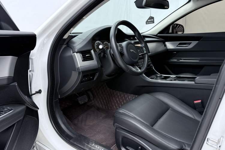 Used Jaguar XFL 2020 XFL 2.0T P200 Two-Wheel-Drive Elite Edition