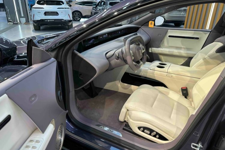 Used Avatr 06 2025 Max Extended-Range Edition