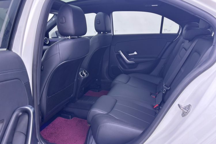 Used Mercedes-Benz A-Class 2022 Restyled A 200 L Sport Sedan Fashion Version Interior 3