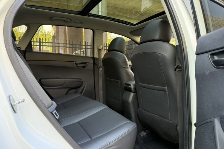 Used Kia KX3 2017 1.6L Automatic Aoya Version Interior 8