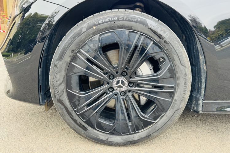 Used Mercedes-Benz E-Class 2025 Facelift E 300 L Luxury Edition