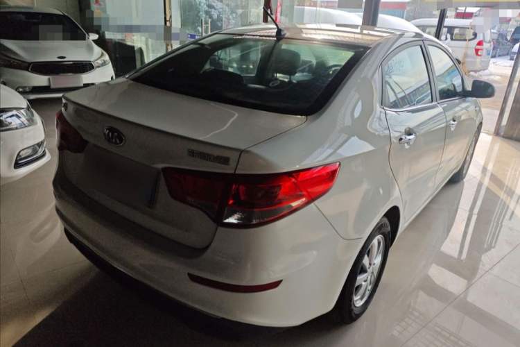 Used Kia K2 2015 Sedan 1.4L Automatic GLS
