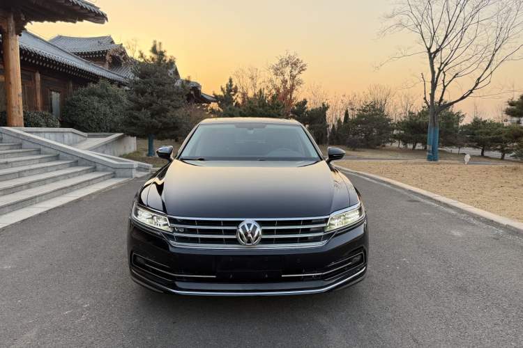 Used Volkswagen Phideon 2016 480 V6 Four-Wheel Drive Supreme Edition